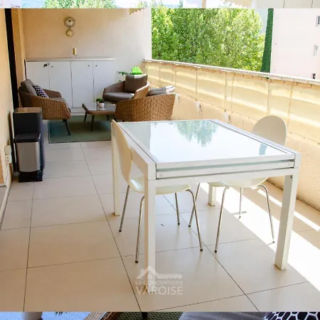 Les Gregoriennes T2 Climatise Centre-terrasse-parking-wifi