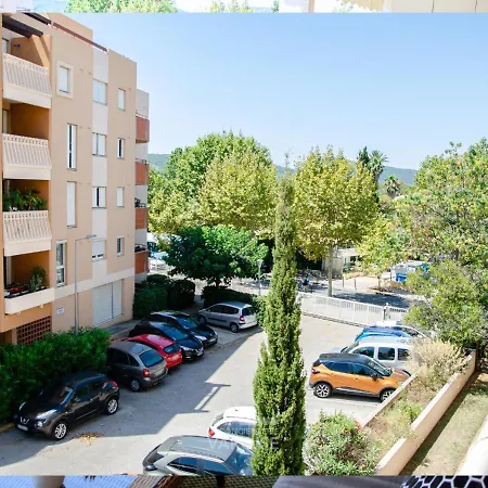 Les Gregoriennes T2 Climatise Centre-terrasse-parking-wifi 아파트 히에레