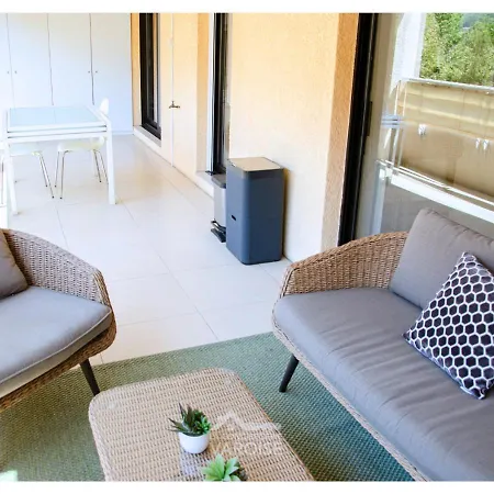 Les Gregoriennes T2 Climatise Centre-terrasse-parking-wifi 아파트 히에레